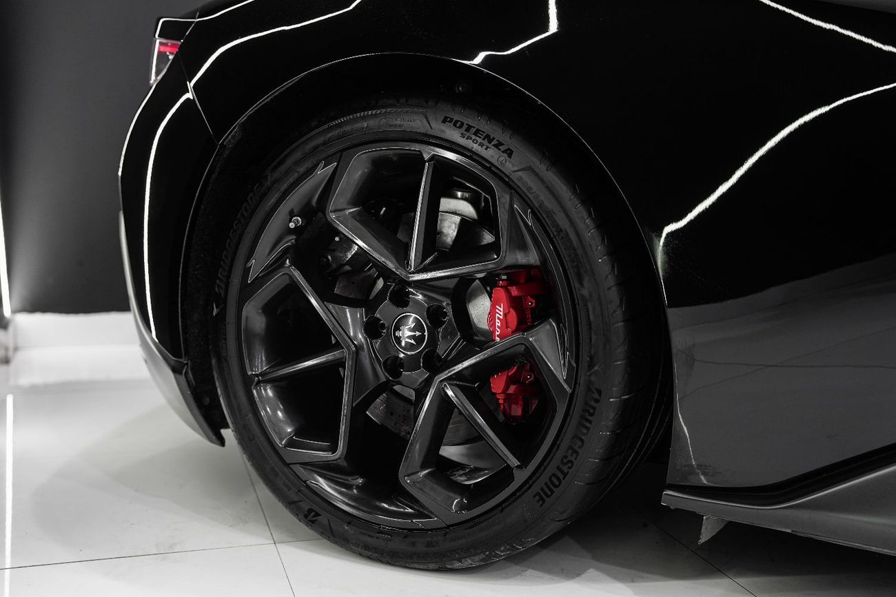 Maserati MC20 Std 3.0L Nettuno V6, Lift Sytem, E-LSD, Very Low KM!!