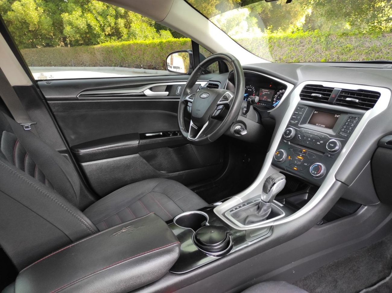 فورد فيوجن SE 2.0L Ford Fusion 2015 gcc V4 full opstions