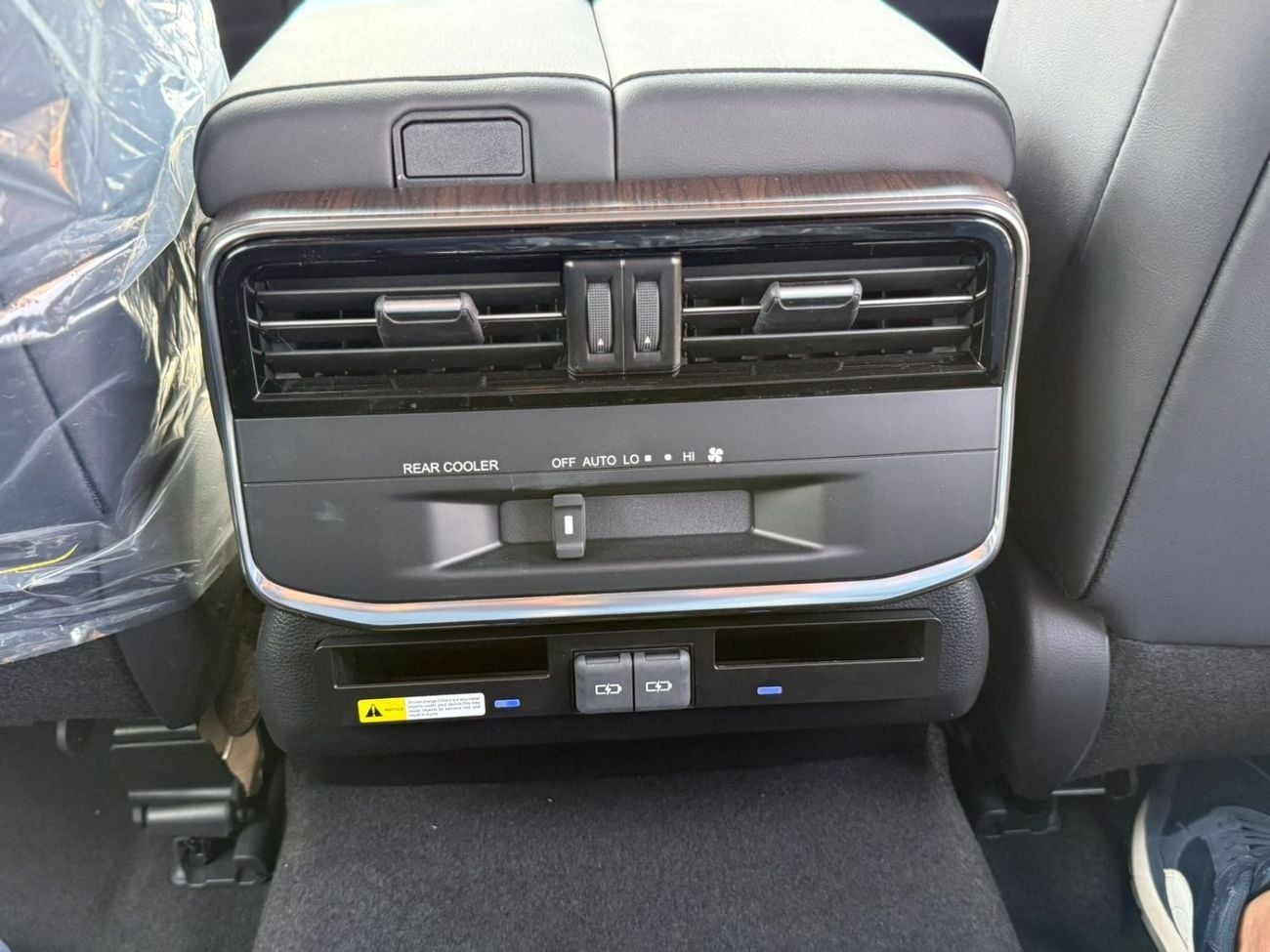 تويوتا لاند كروزر LAND CRUISER GXR-V 3.3L DIESEL TWIN TURBO , FULL OPTION 2026 MODEL