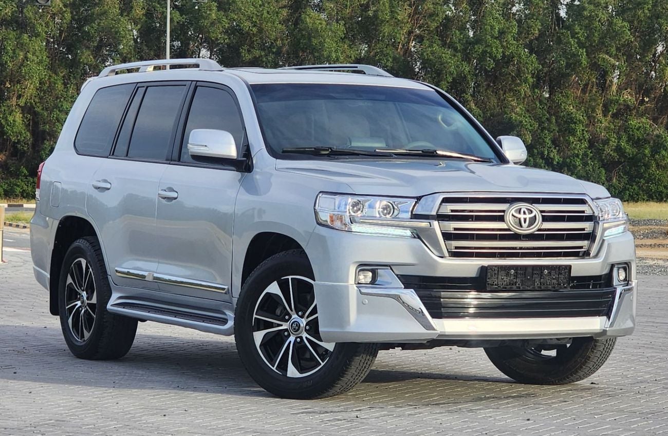 تويوتا لاند كروزر GX.R V6