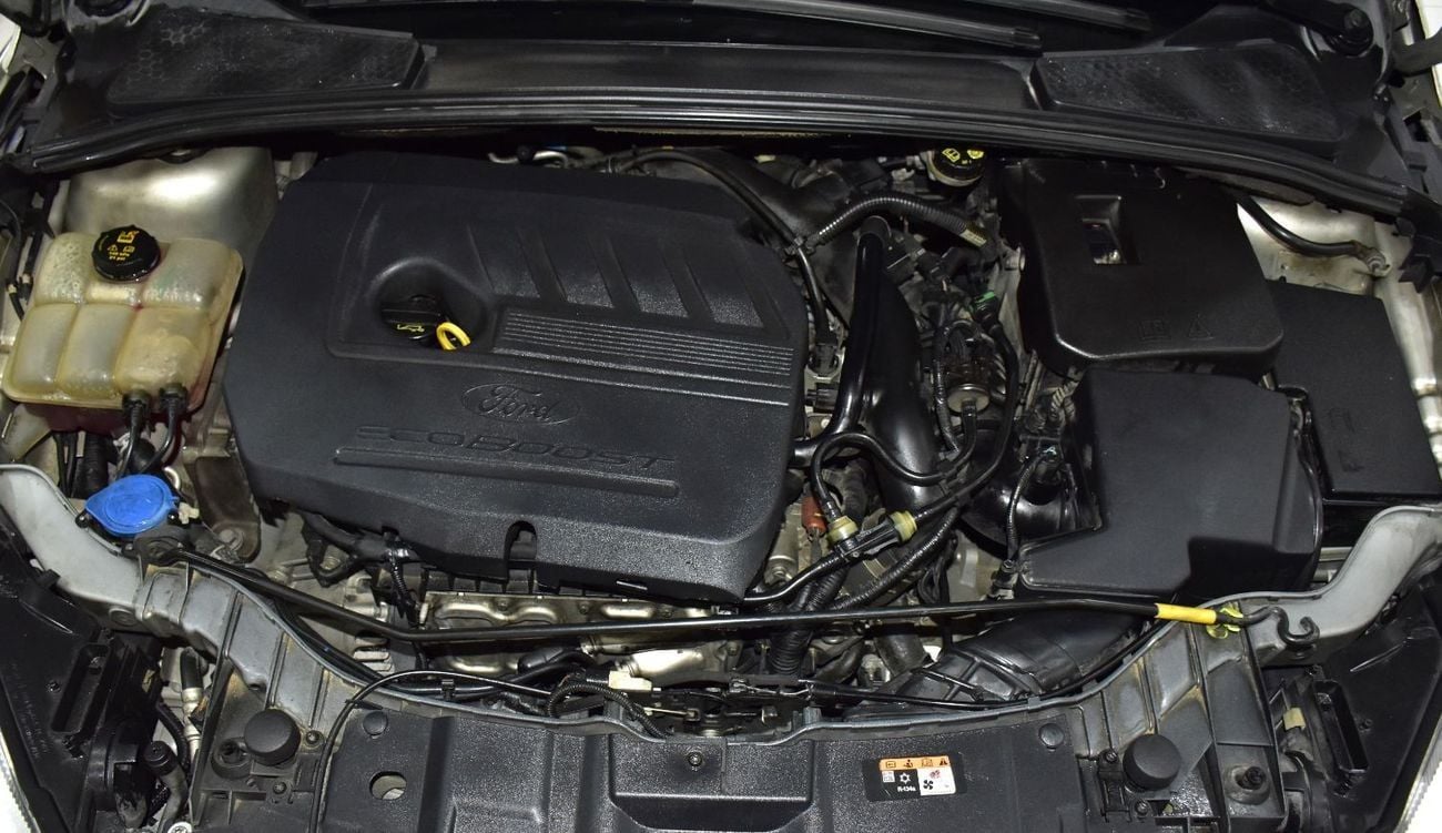 Ford Focus SPORT EXCELLENT DEAL for our Ford Focus ( 2018 Model ) in Silver Color GCC Specs