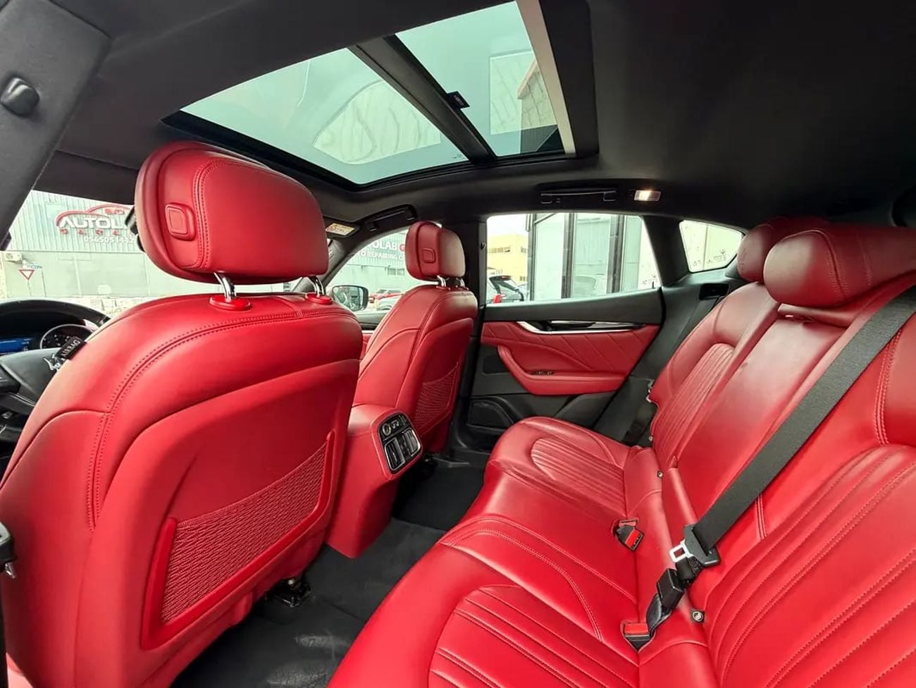 مازيراتي ليفونت MORYA JESWANI CARS FOR USED AUTOMOBILE TRADING CO.L.L.C