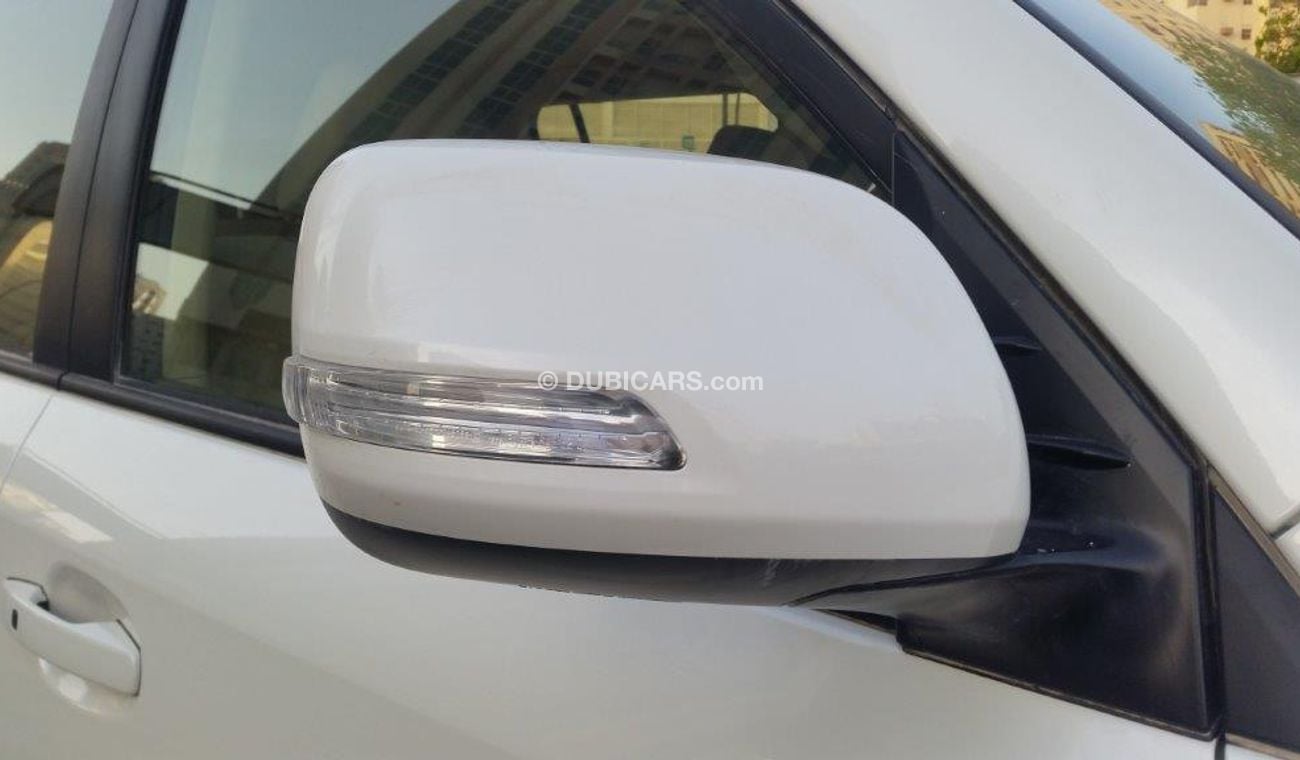 تويوتا لاند كروزر GXR 4.5L Diesel Engine, Basic Option