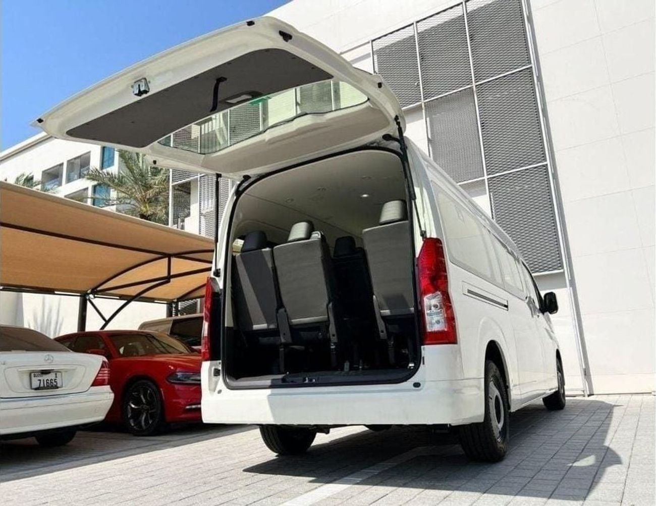 تويوتا هاياس 2025 Toyota Hiace GL 13-Seater High-Roof Full-Option 3.5L V6 Petrol M/T RWD Export Only