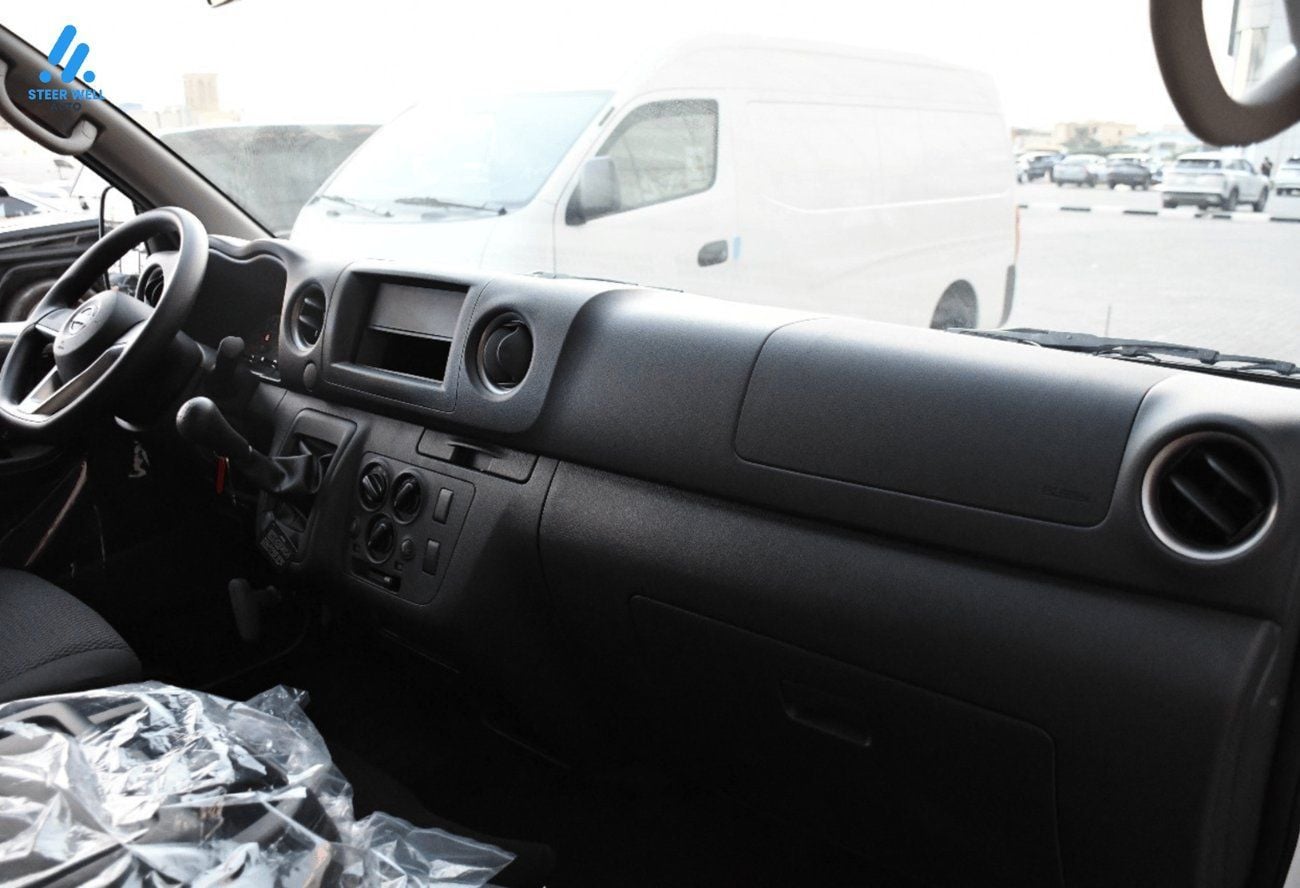Nissan Urvan HIGH ROOF WIDE BODY 3-Seater Manual (4-Door)