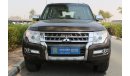 Mitsubishi Pajero 3.0cc Midline, With Sunroof, Alloy wheels and Cruise control(9747)