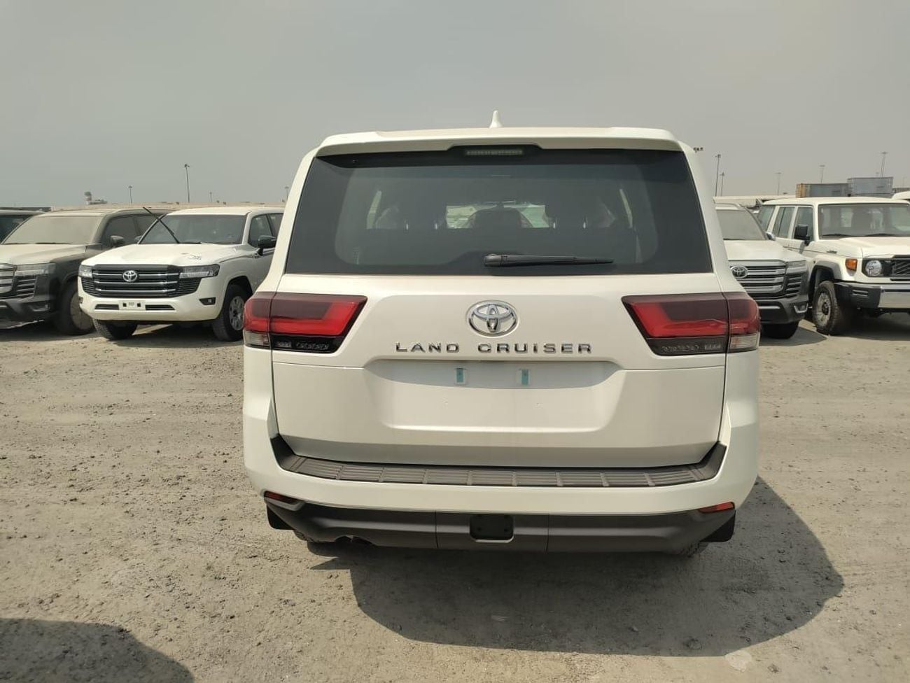 تويوتا لاند كروزر GXR Toyota Land Cruiser 4.0 2025 basic options