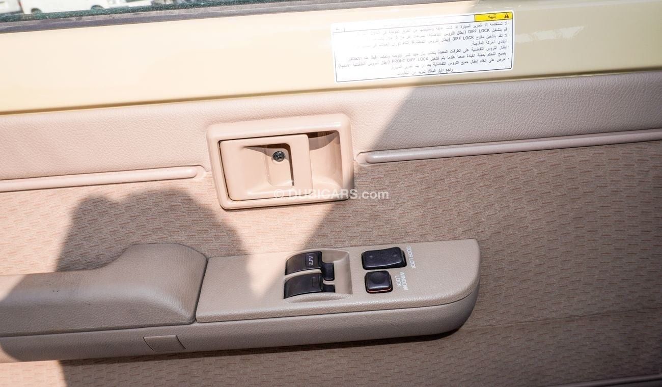 Toyota Land Cruiser 70 4.0 L V6