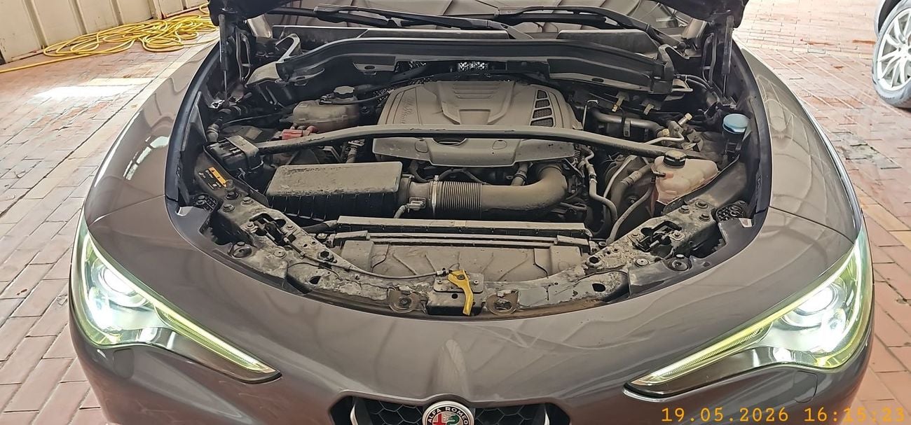 Alfa Romeo Stelvio SUPER 2.0