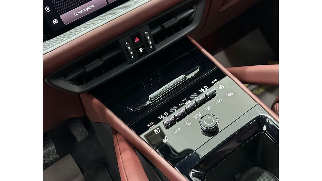 Porsche Cayenne 2024 Porsche Cayenne Coupe, Oct 2026 Porsche Warranty, Full Porsche Service History, GCC