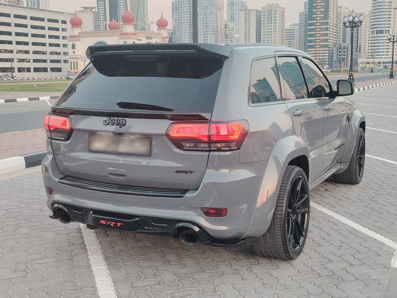 Jeep Grand Cherokee JEEP GRAND CHEROKEE SRT 6.4L - V8 - PET - AT - 2014 MY