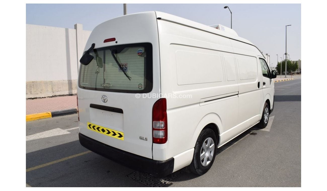 Toyota Hiace GL - High Roof LWB Toyota Hiace Highroof chiller, Model:2018. Free of accident. only done 65000km