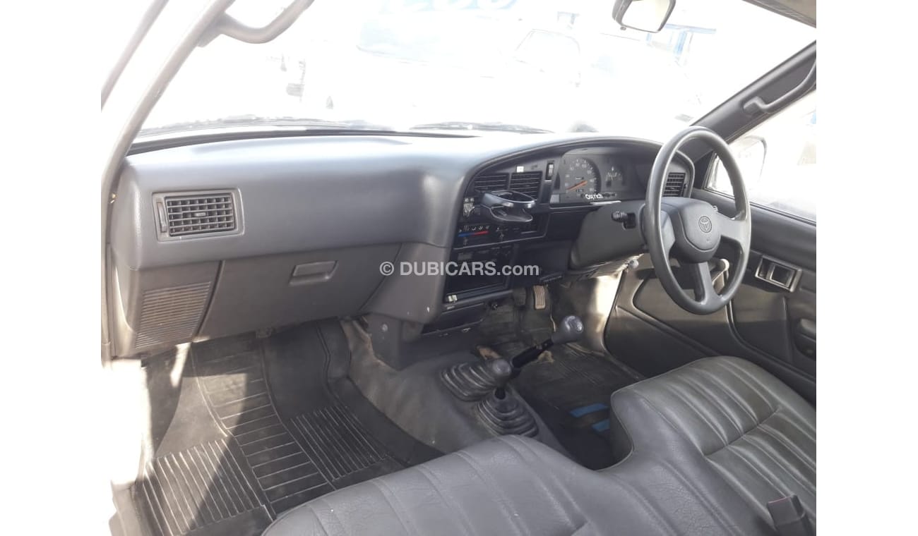 Toyota Hilux Toyota Hilux Pick Up Right Hand Drive (PM 834)