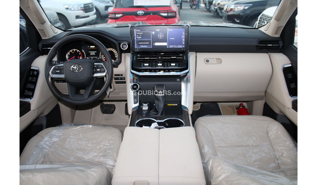 Toyota Land Cruiser VXR 3.5L / Twin Turbo with Radar / Leather Seats / 20" Rims (CODE # 875)
