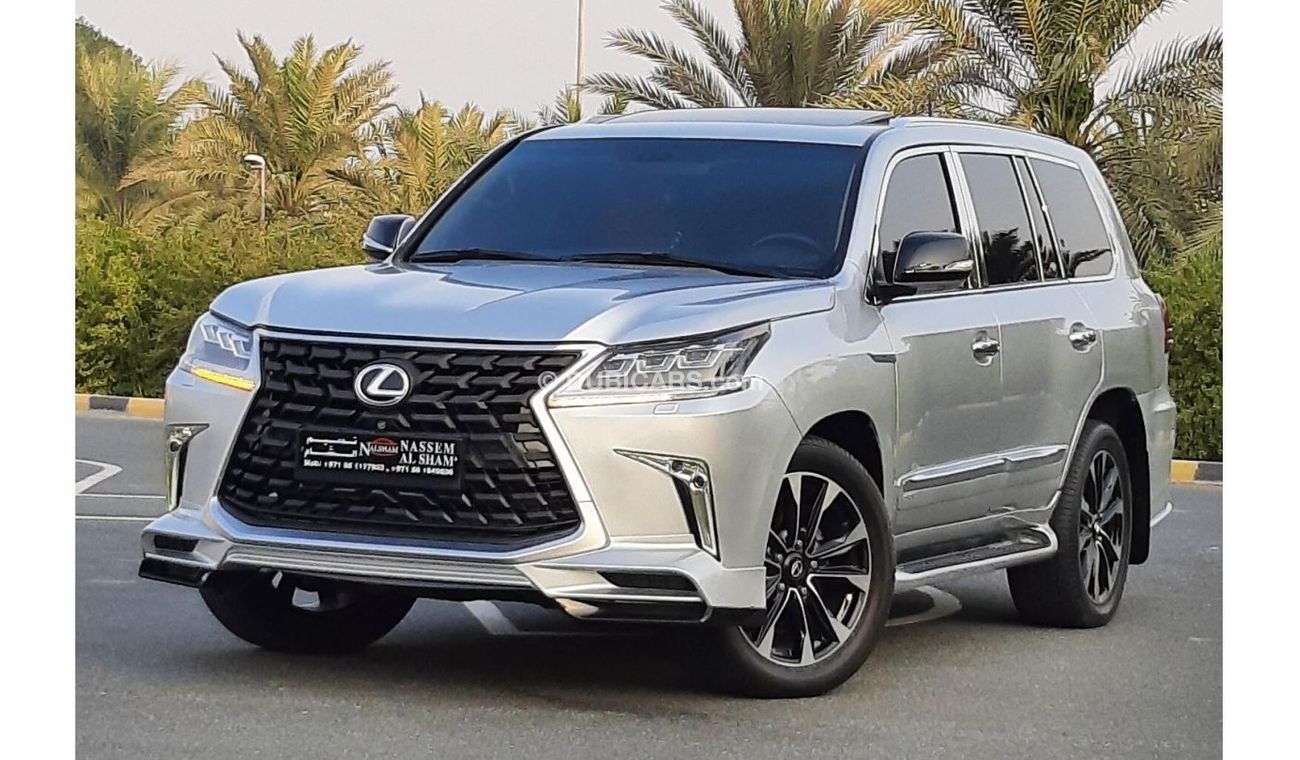 Lexus LX 570 facelifted