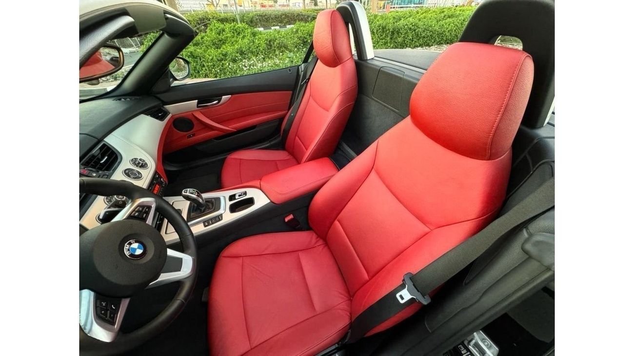 بي أم دبليو Z4 sDrive 18i