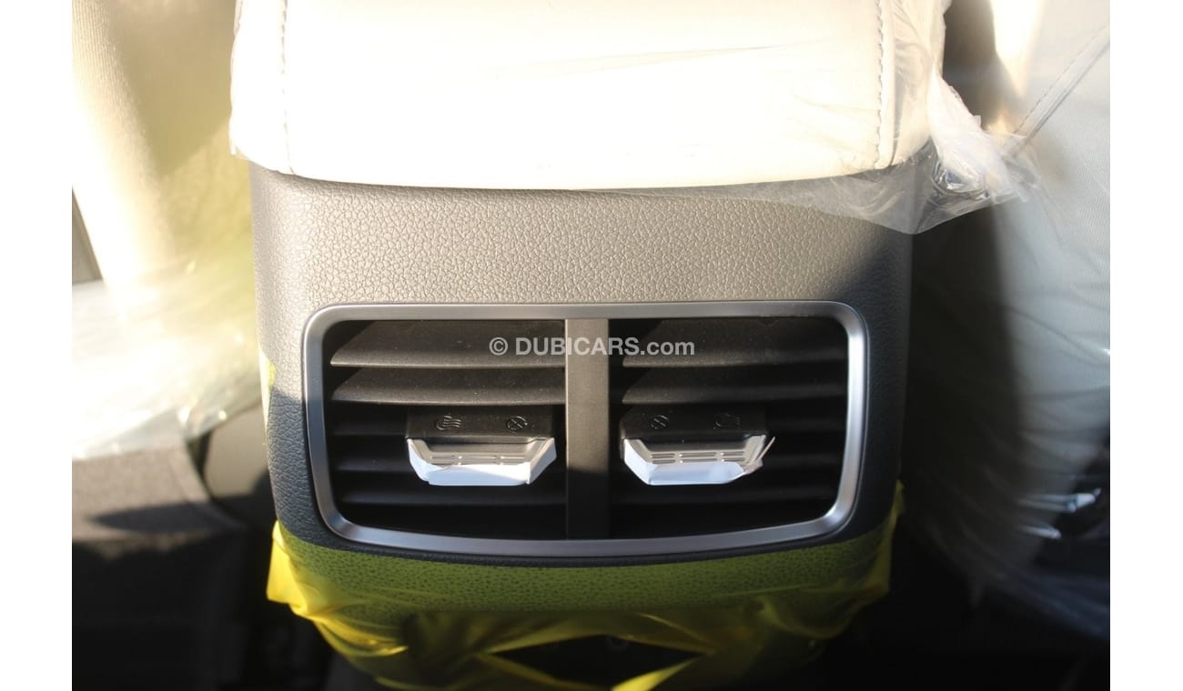 Hyundai Sonata Medium option 2.5 L   Rims 17