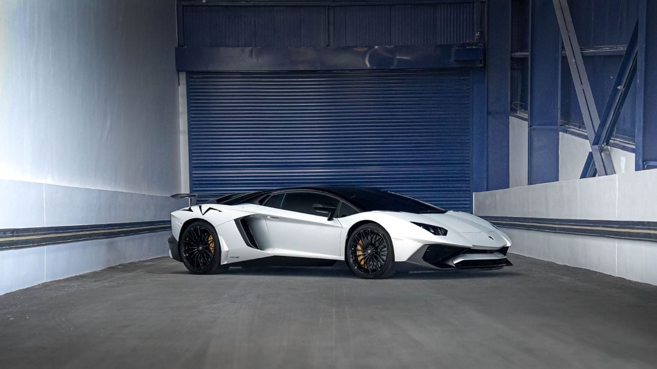 لامبورغيني أفينتادور UAEs Very Best Example | SV  LP750-4 Ad Personum | Low KM