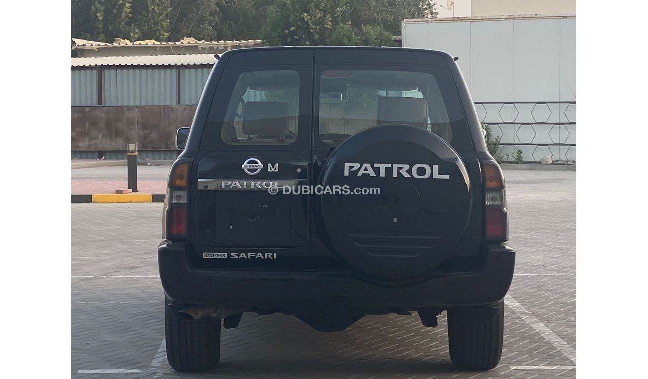 Nissan Patrol Safari