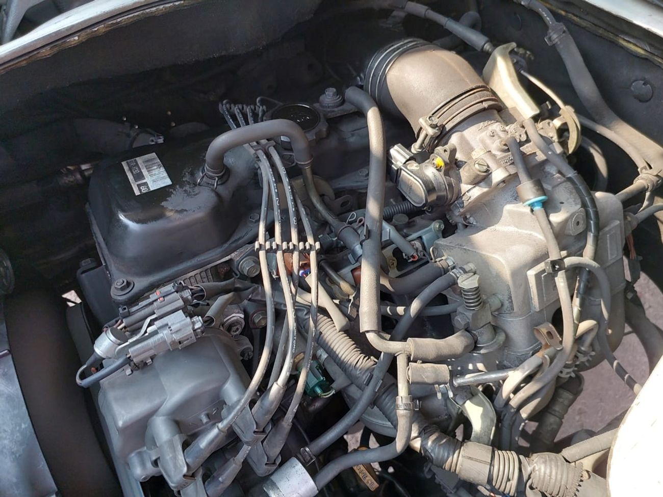 Toyota Hiace TOYOTA HIACE VAN RHD 2002 MODEL 2.0 L PETROL MANUAL(PM05893)