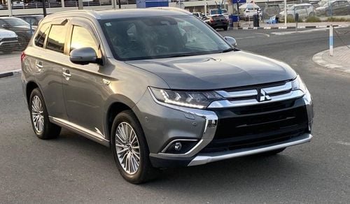 Mitsubishi Outlander PHEV 2.4 Liter Right Hand Drive Automatic Sunroof Leather seats