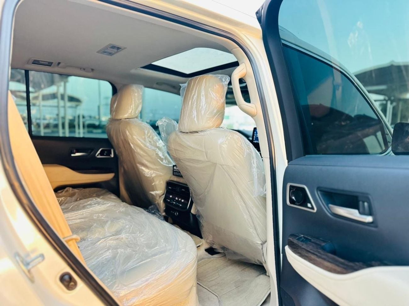 تويوتا لاند كروزر VXR 3.5L