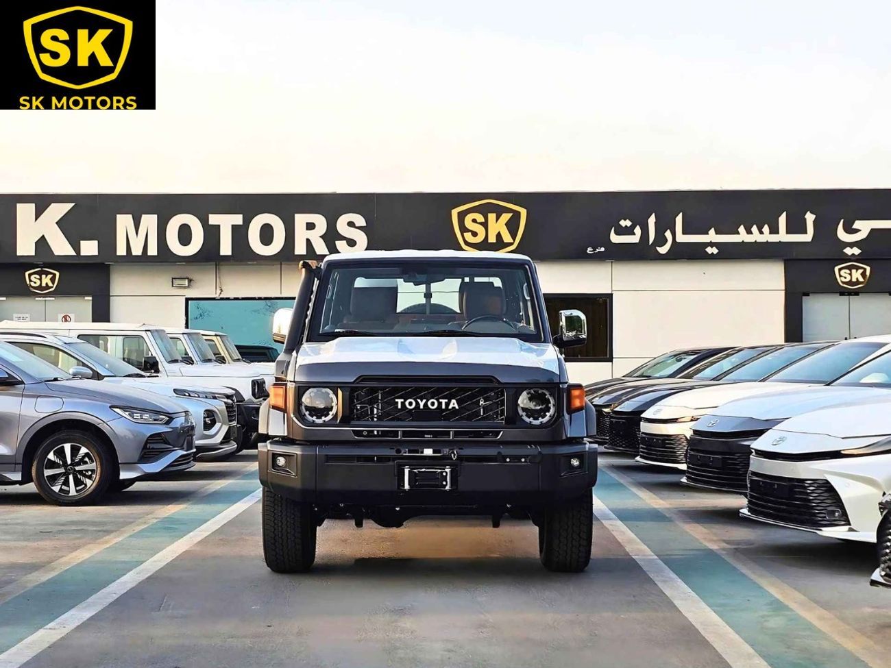 Toyota Land Cruiser Pick Up LX-Z1 LC79 / 2.8L V4 DIESEL / A/T/ DIFF LOCKS/ 4WD / CODE#LX-Z1