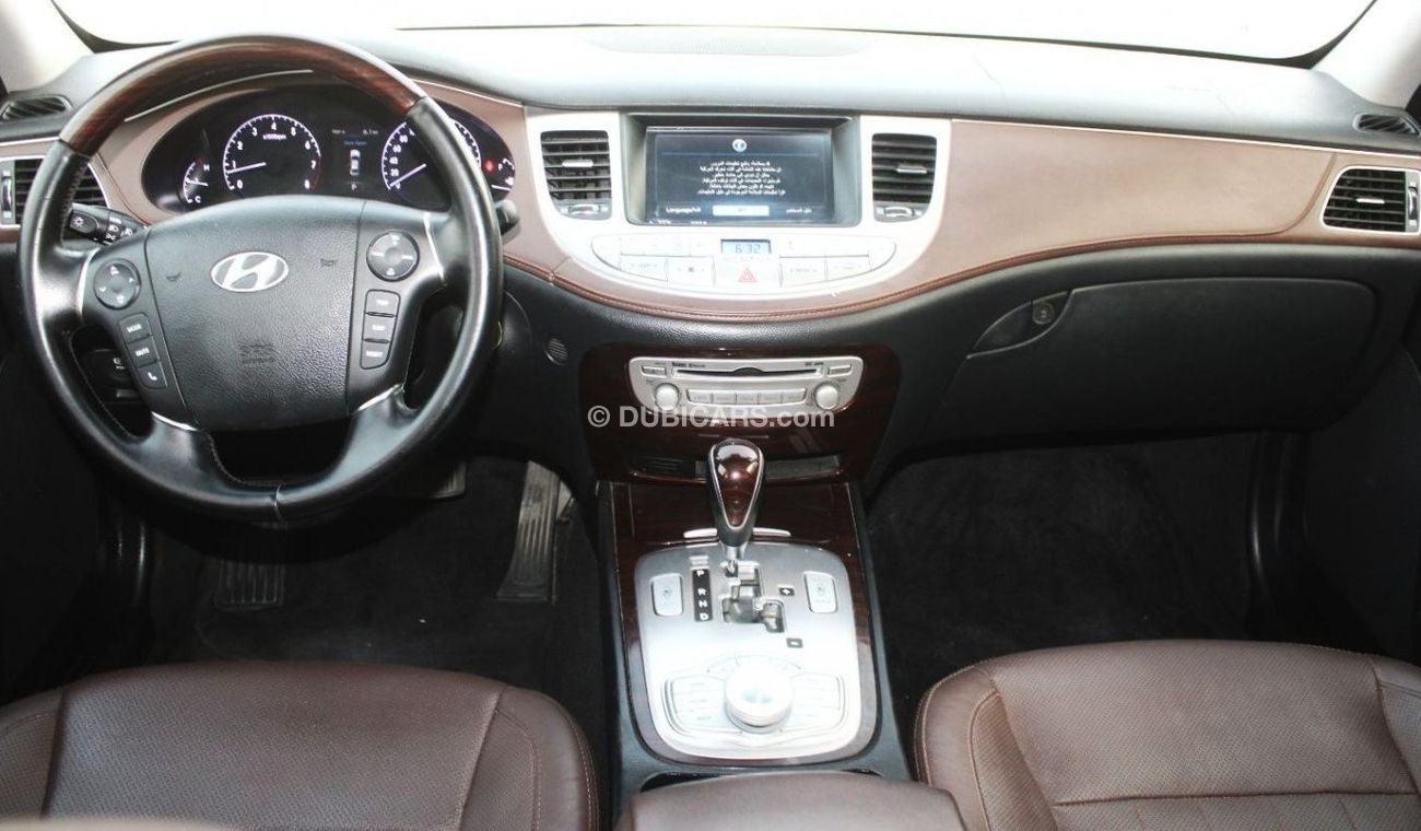 هيونداي جينيسس هيونداي جينيسيس 2014 خليجي بحالة ممتازة