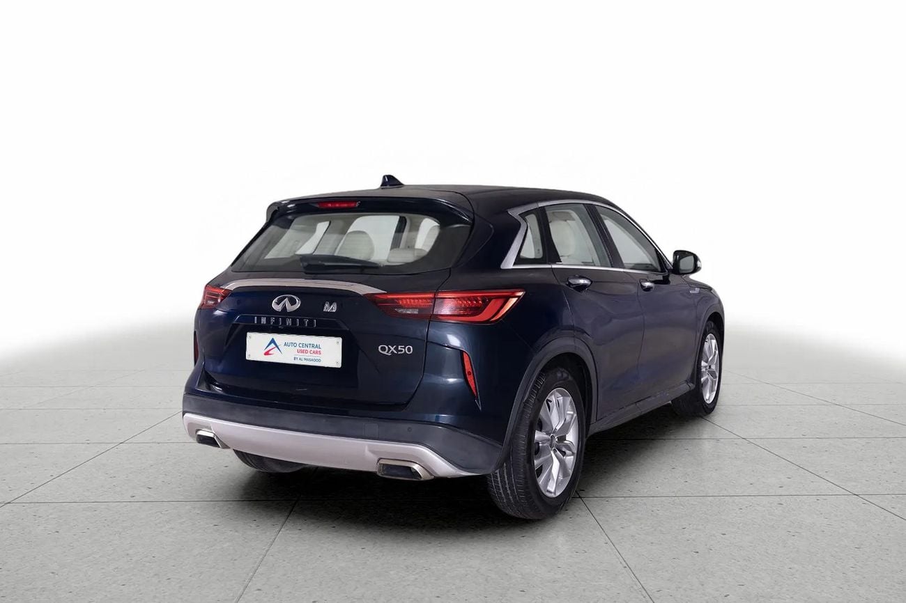 Infiniti QX50 LUXE 2.0