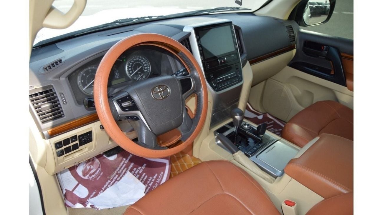 تويوتا لاند كروزر GXR