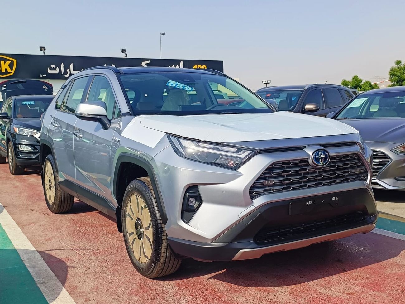 Toyota RAV4 LTD, 2.5L Petrol, Driver Power Seat / Full Option With Panoramic Roof And Much More / CODE# 67878