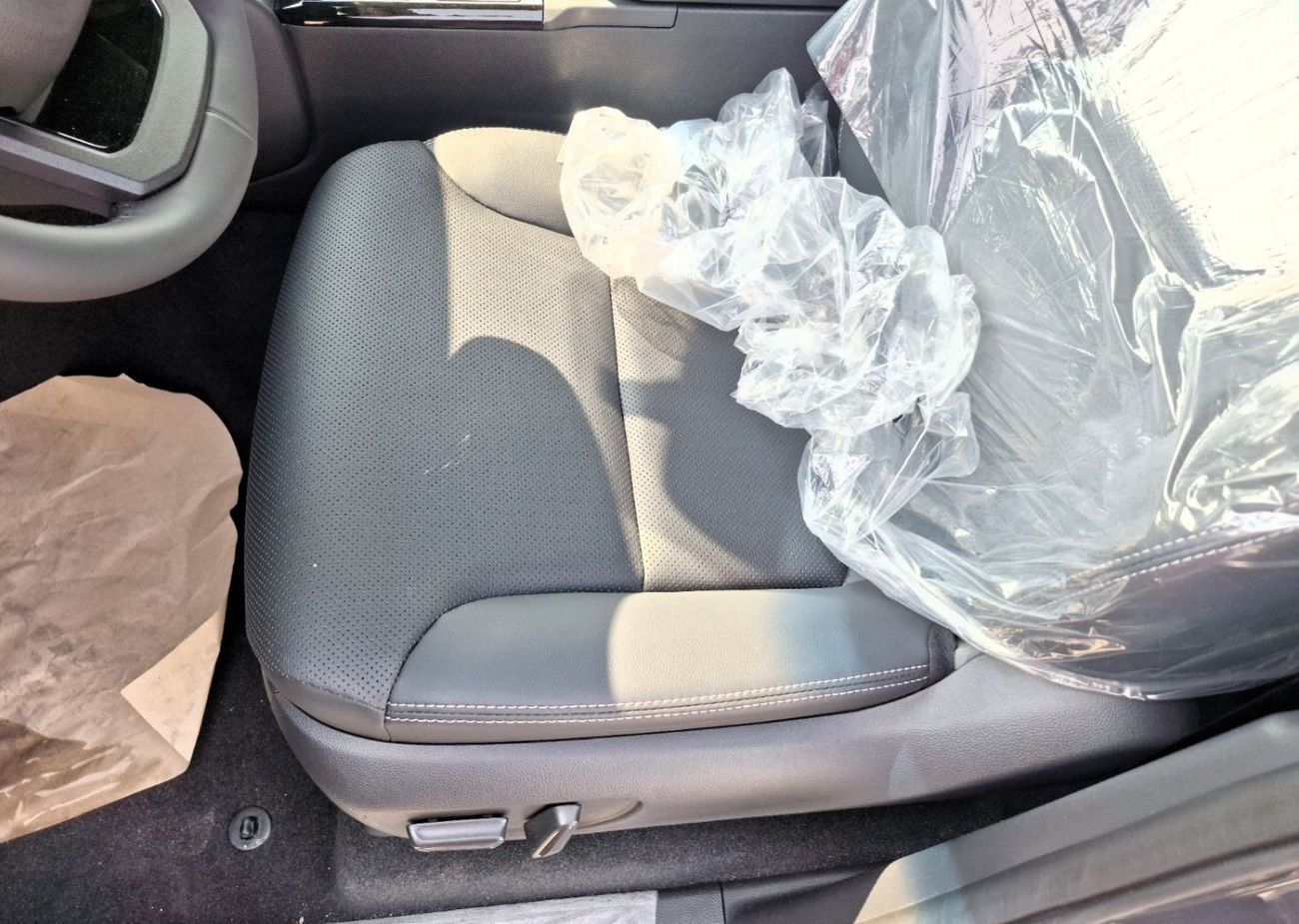 Toyota Prado Toyota Prado 2.7L 2025 Limited Grey Petrol EU (Export Only)