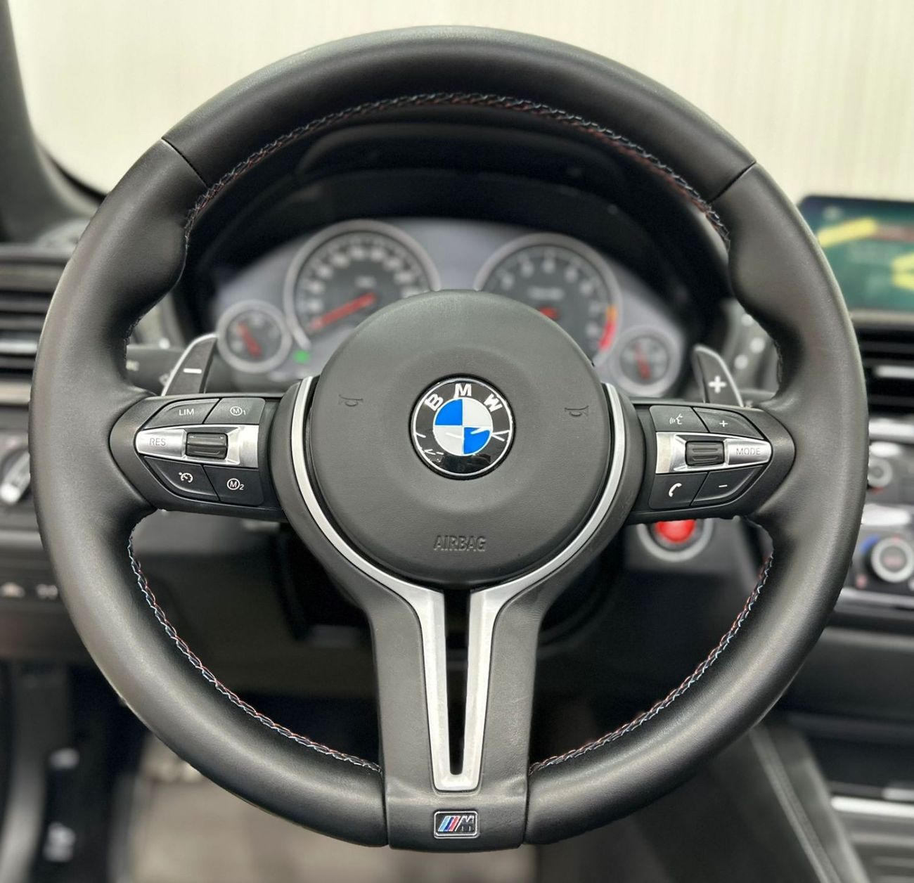 BMW M4 Std 2015 BMW M4 Convertible, December 2024 BMW Service Package, Low Kms, GCC