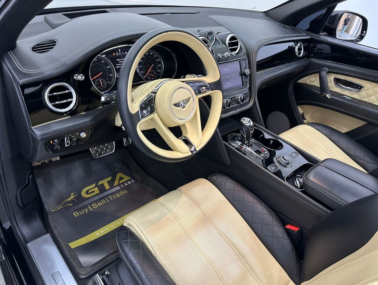 Bentley Bentayga Std 2017 Bentley Bentayga W12 7 Seater, Warranty, Service History, Full Options, Euro Specs