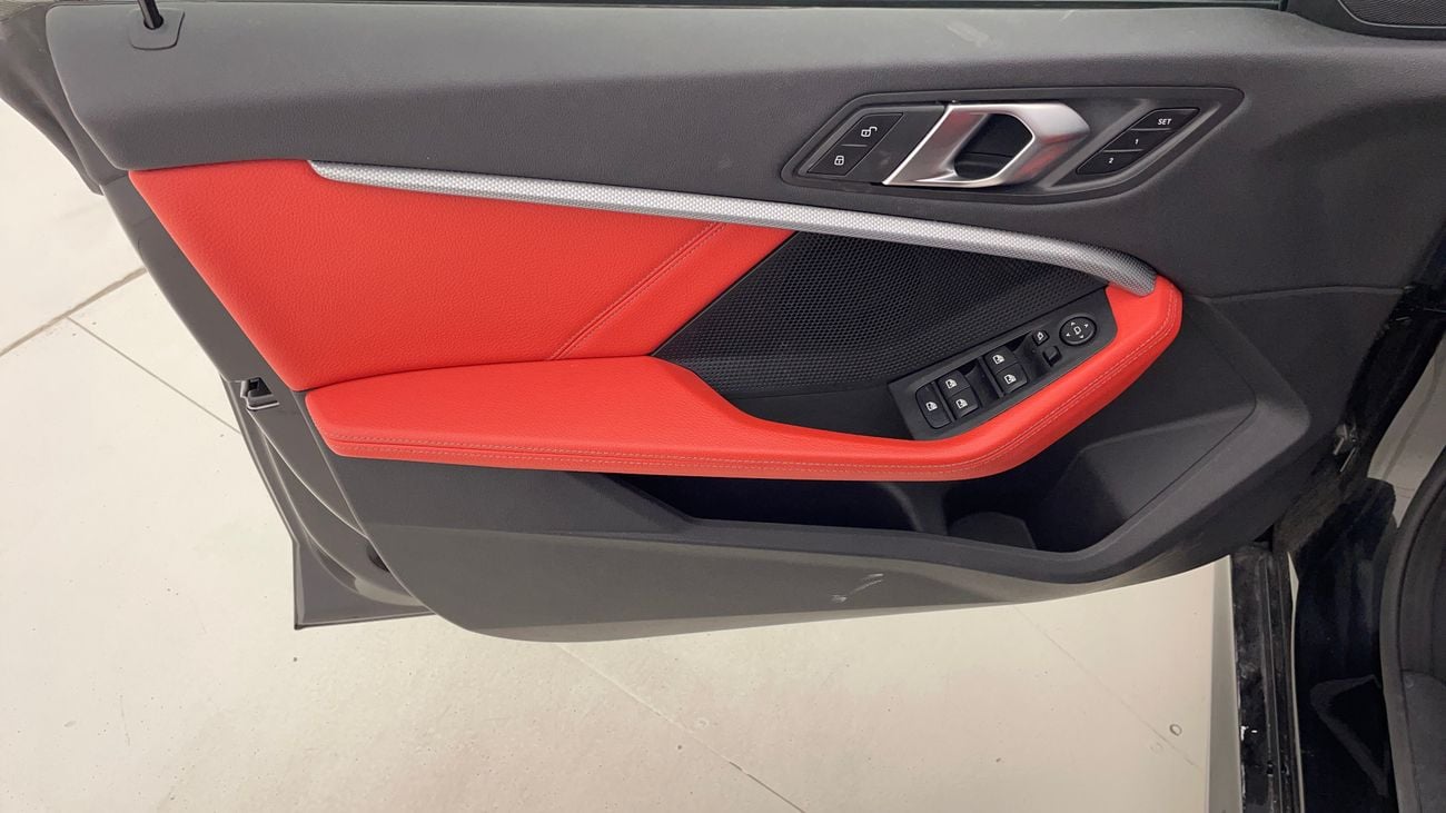 بي أم دبليو 218 M SPORT 1.5 | بدون دفعة مقدمة | اختبار القيادة في المنزل