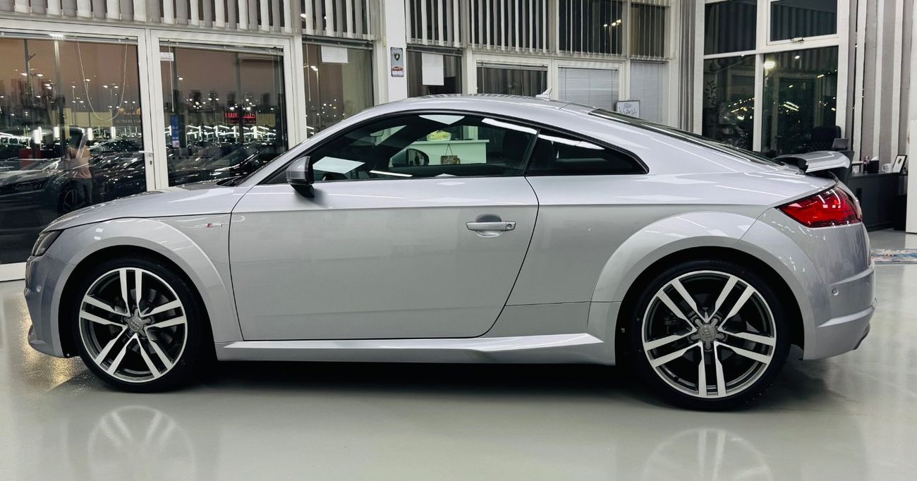 Audi TT 45 TFSI S Line Style Package 2.0L