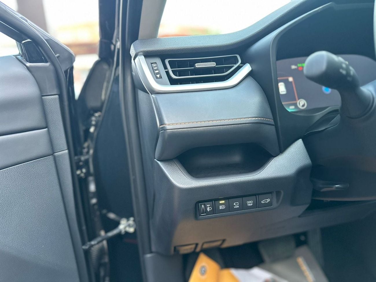 تويوتا راف ٤ 2.0L - 4-cylinder