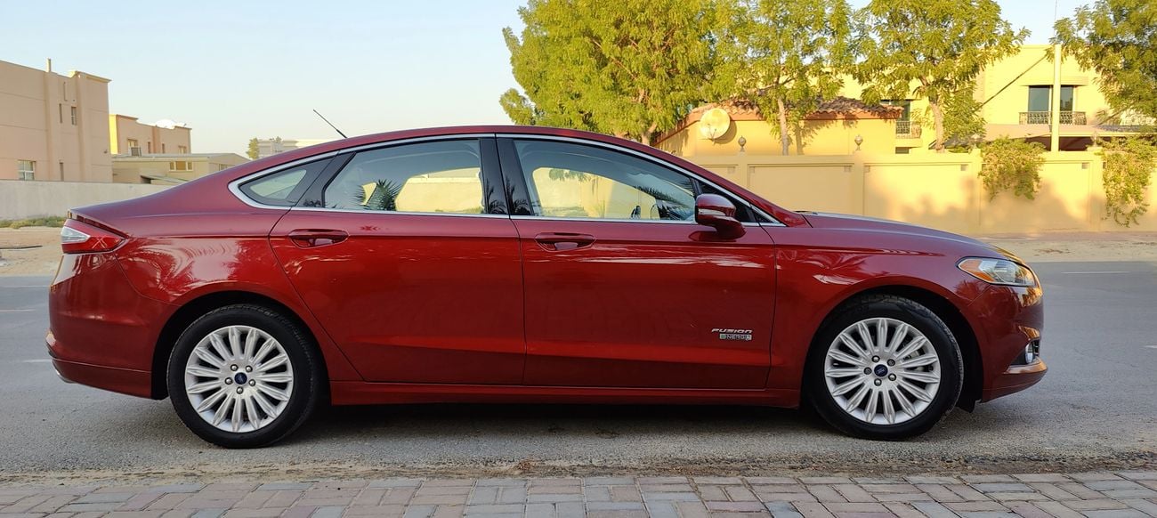 Ford Focus Fusion Plug-In Hybrid