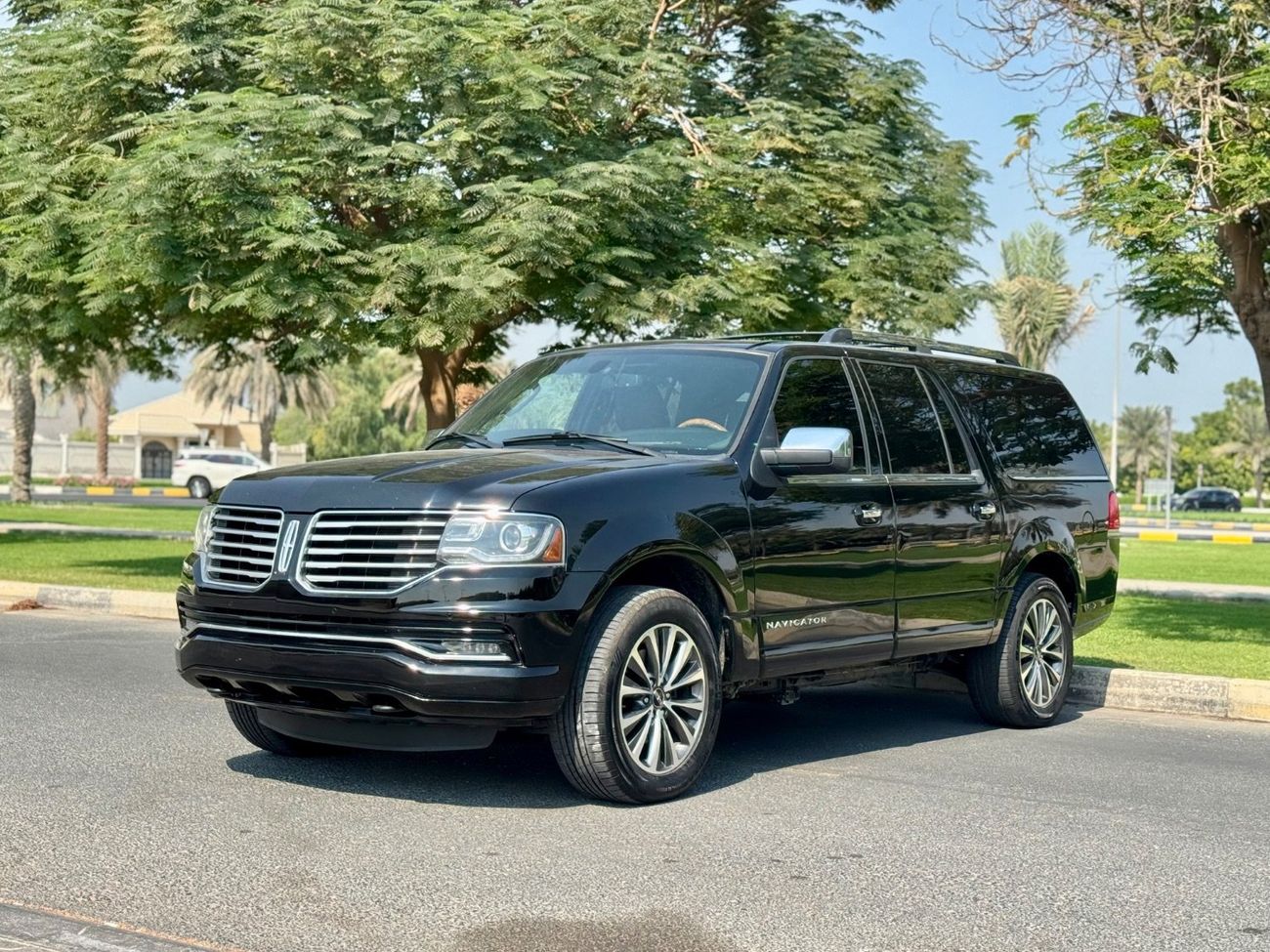 Lincoln Navigator L Reserve 3.5L (385 HP)