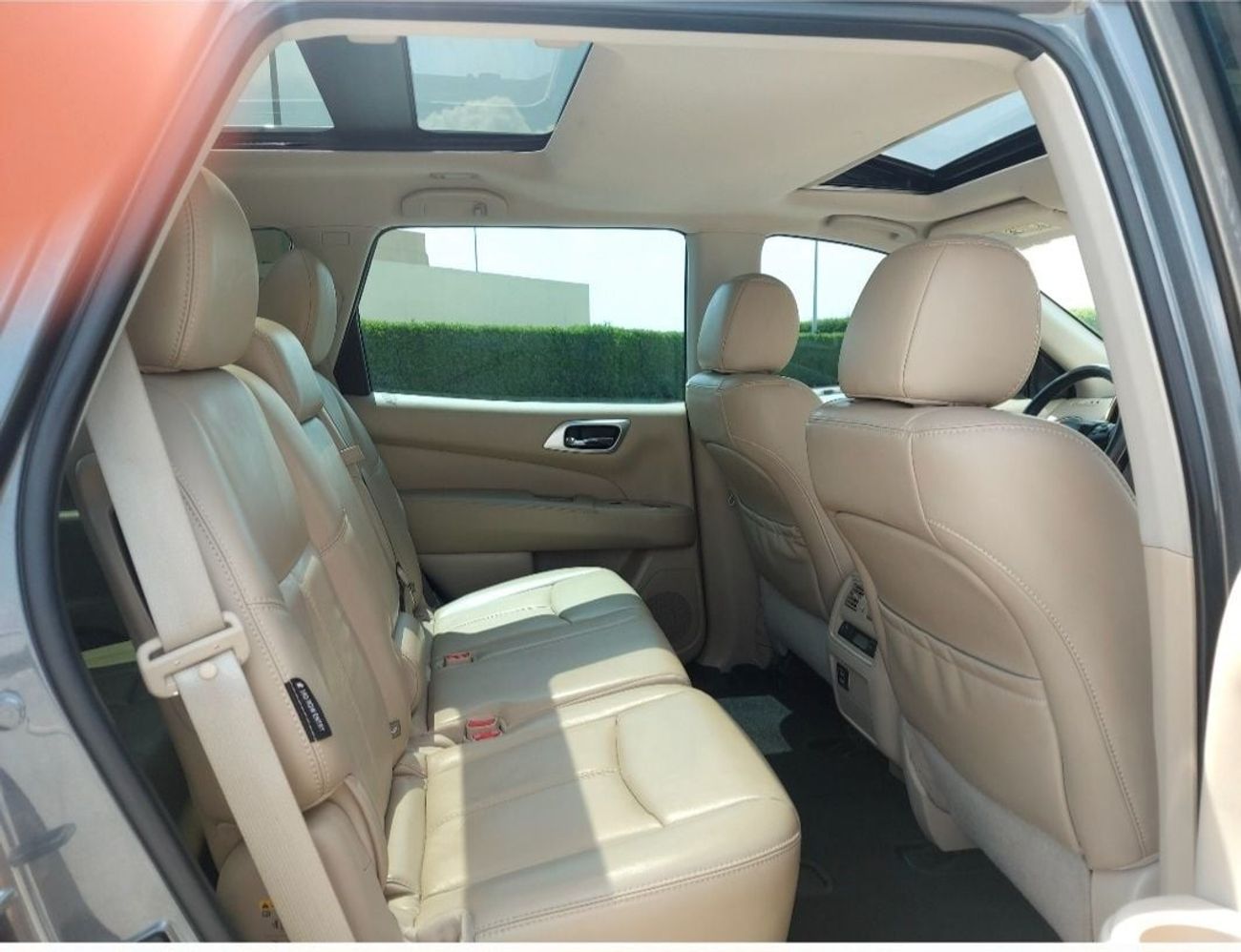 Nissan Pathfinder SV