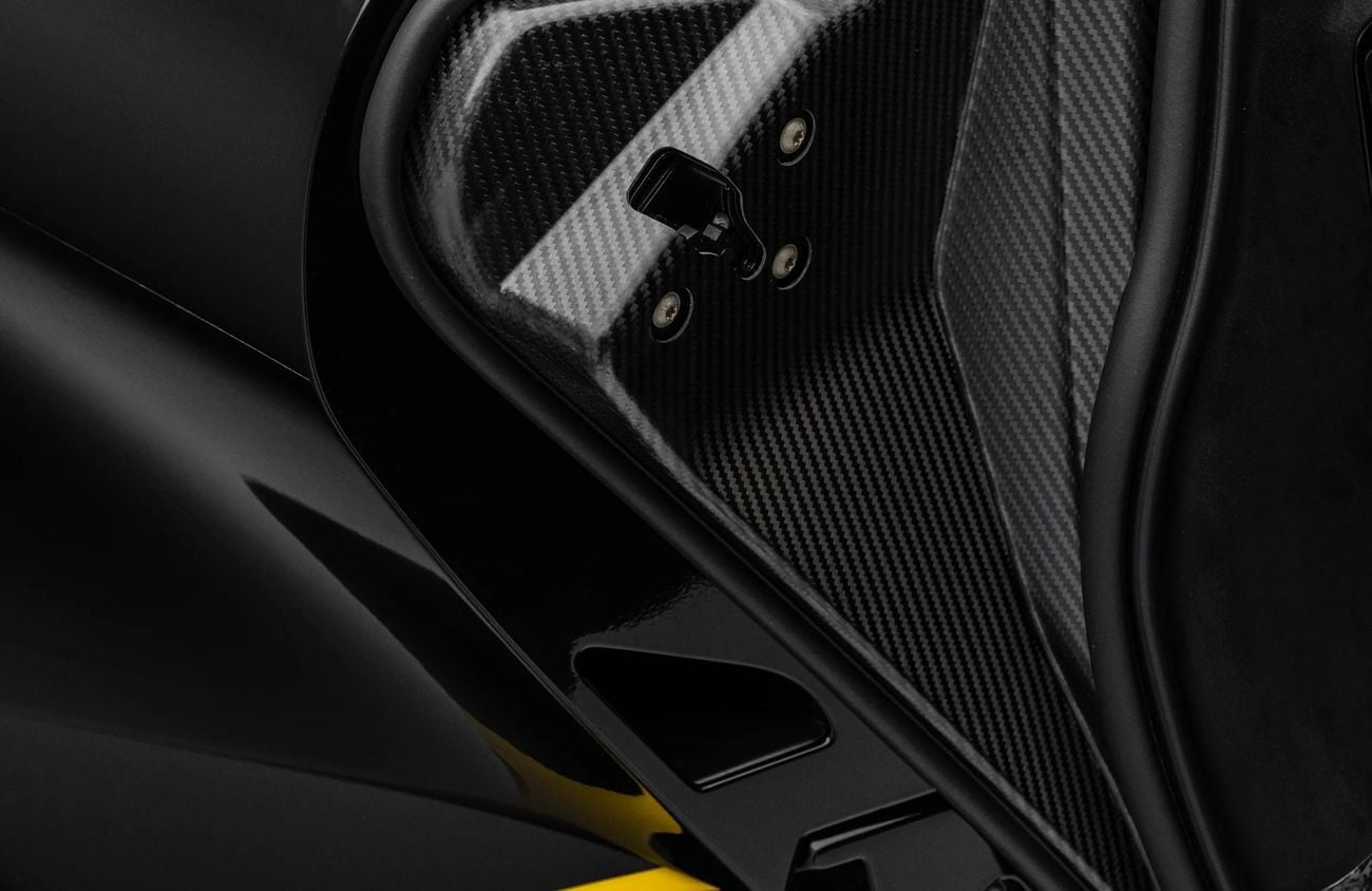 Aston Martin Valhalla 4.0L V8 Twin-Turbo Engine + eMotors