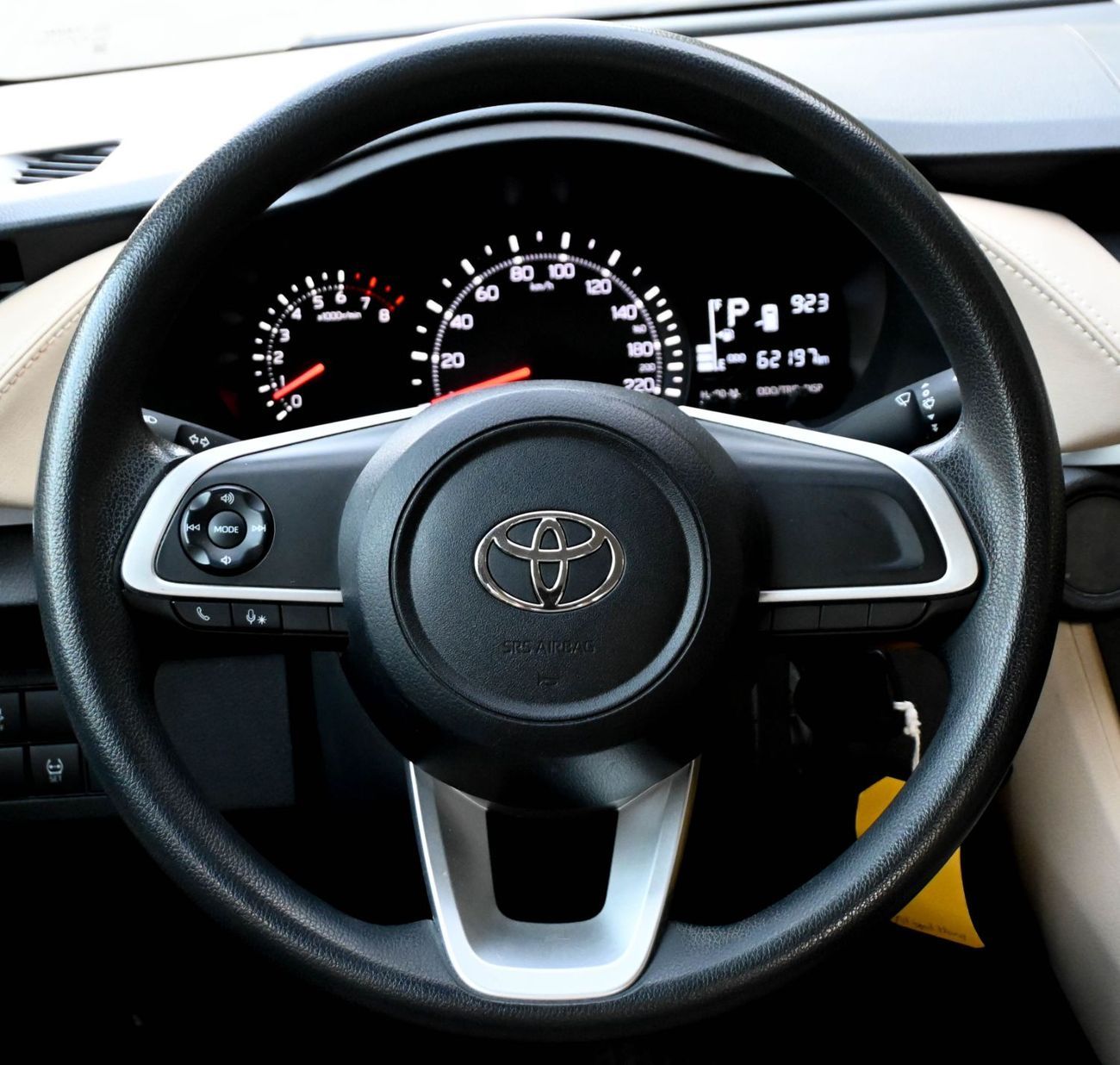 Toyota Yaris 1.5L E Toyota Yaris 1.5L 2023 GCC Original Paint & accident-free Excellent Condition 1004 AED Monthl