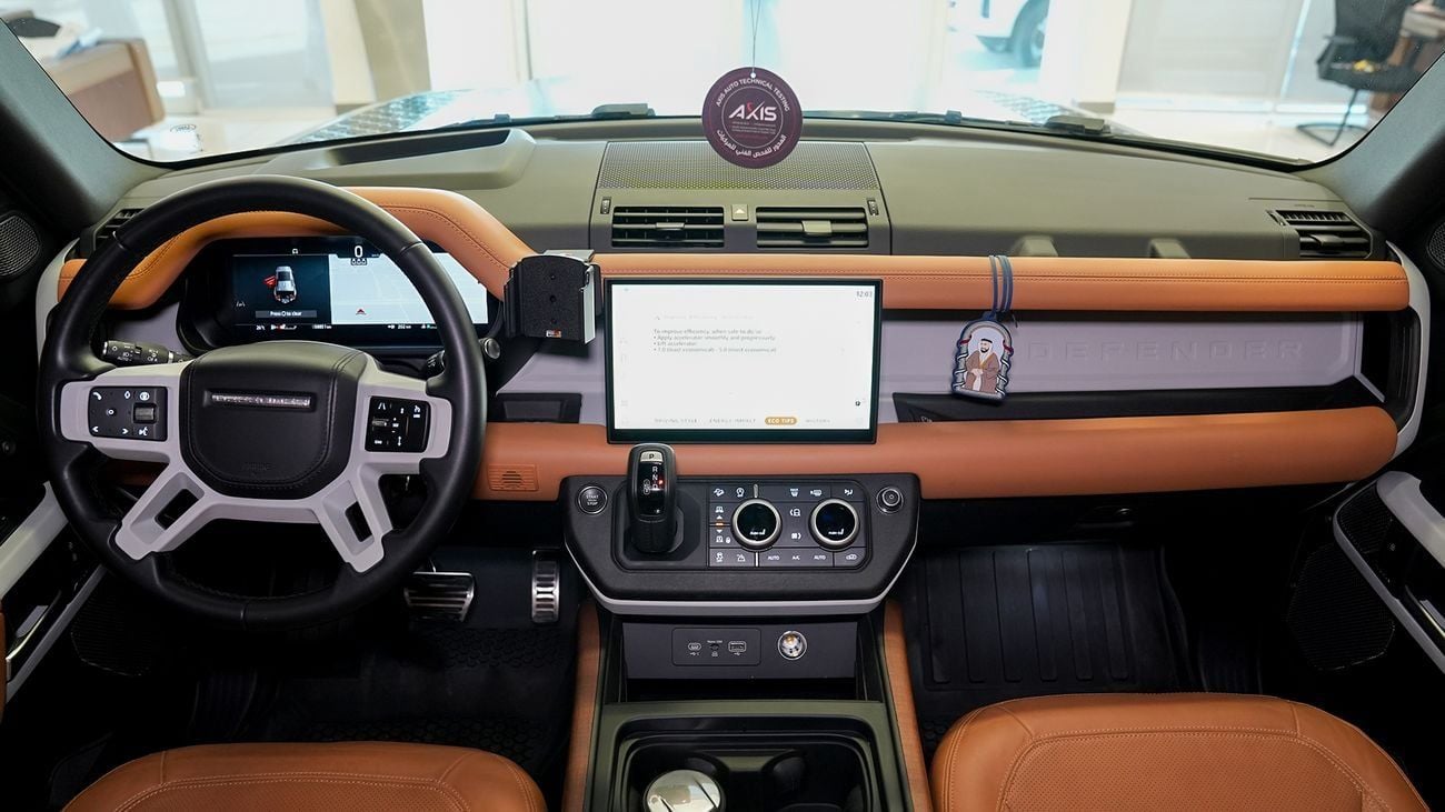 Land Rover Defender P400 110 HSE 3.0L (5 Seater)