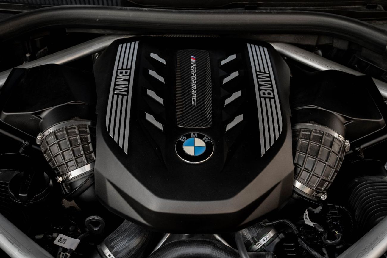 BMW X5 M50i | 5,679 P.M | 0% Downpayment | LOW KMS! | WARRANTY 2027!