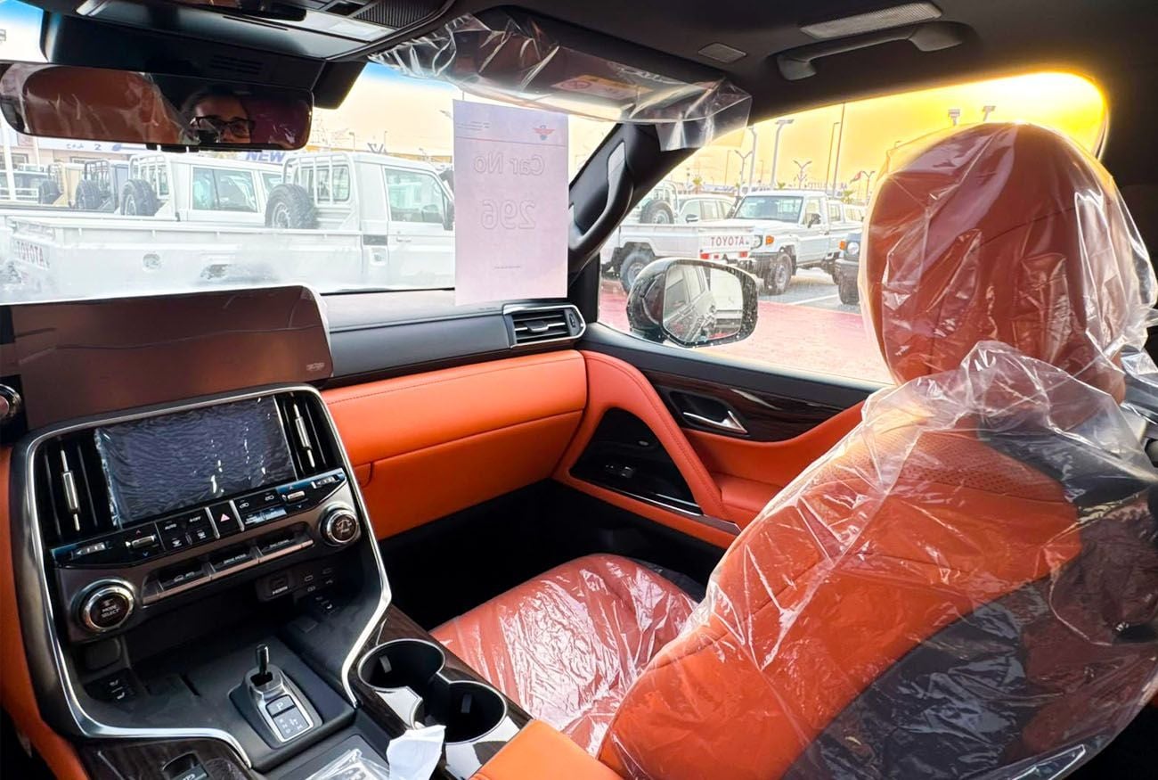 لكزس LX 700h VIP
