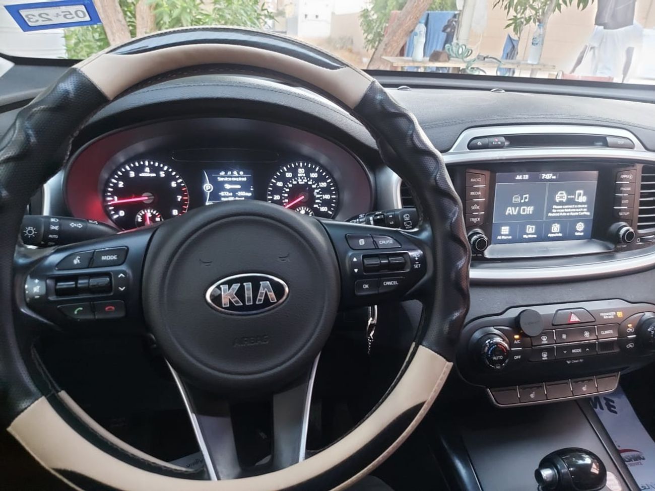 كيا سورينتو EX كيا سورينتو 2018 وارد بحاله ممتازه بدون حوادث  ضمان شاسيه جير ماكينه