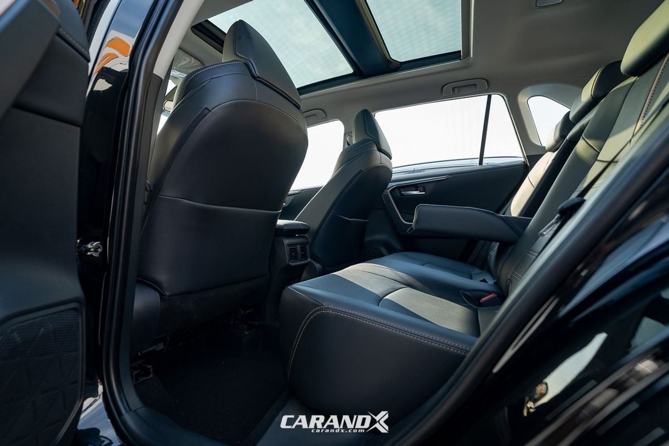 تويوتا وايلدلاندر Toyota Wildlander 2.0L Luxury Plus 4WD 2025