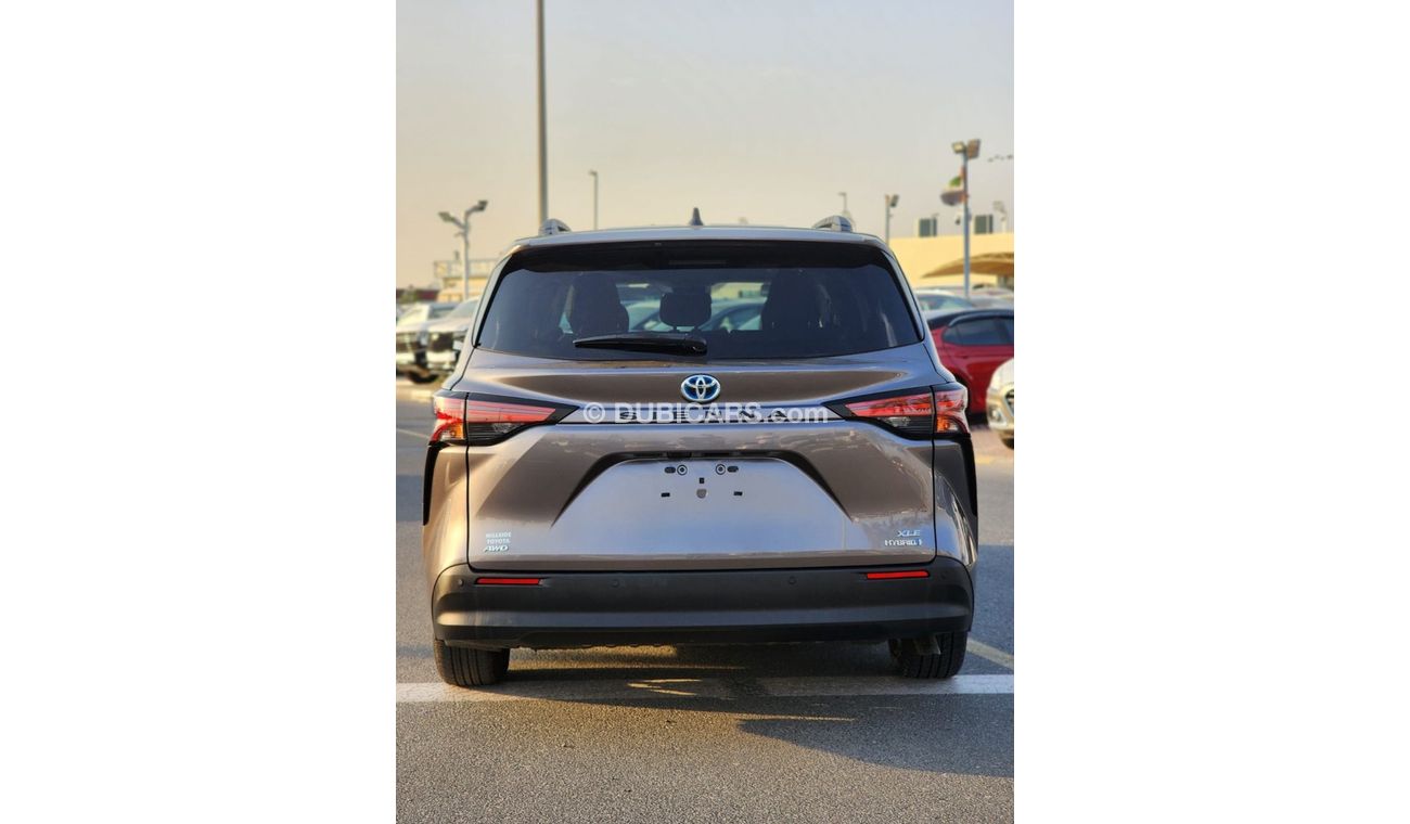 Toyota Sienna TOYOTA SIENNA HYBRID  FULL OPTION 2021 MODEL
