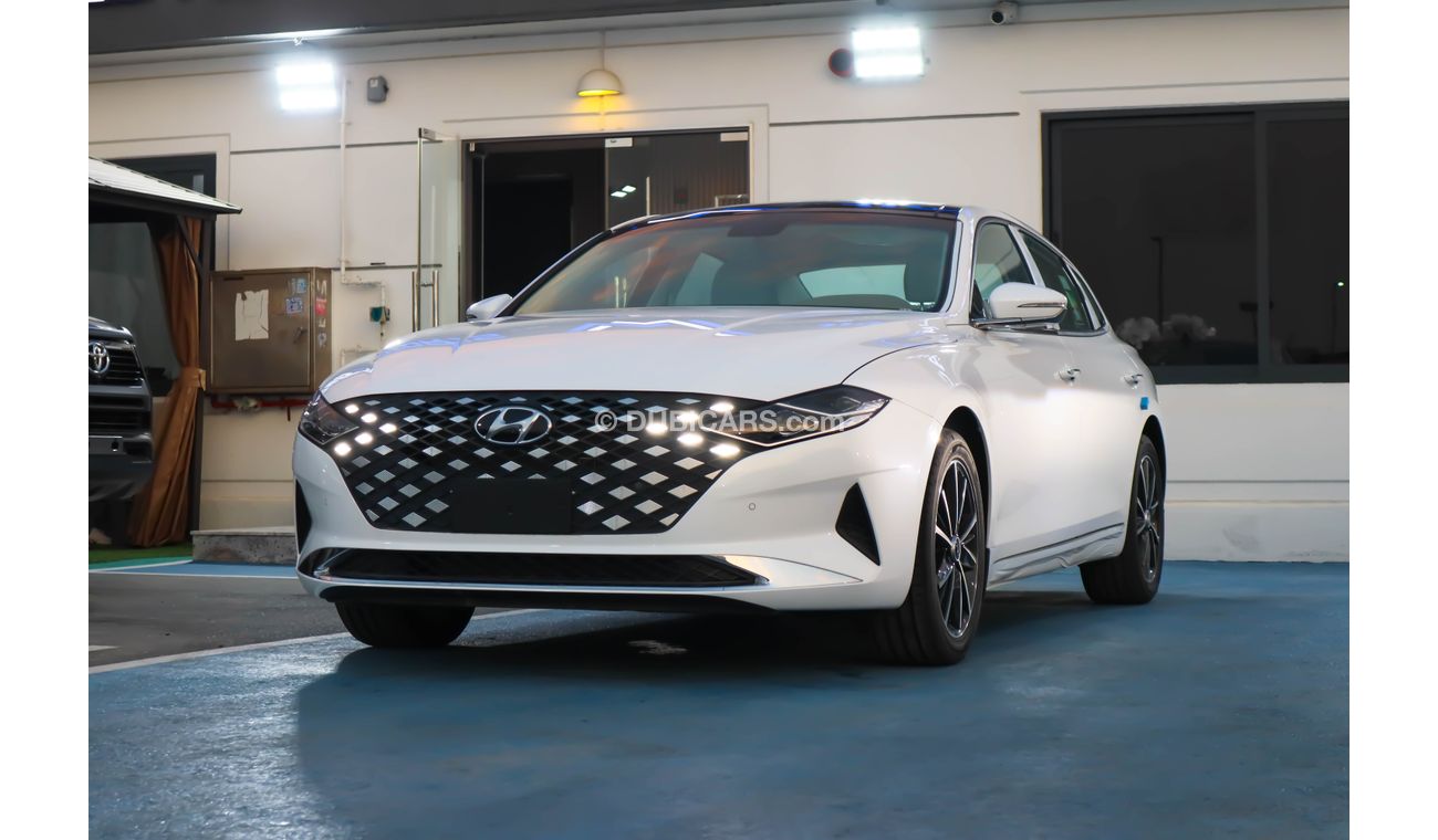 Hyundai Azera Hyundai Azera 3.5L 2023  Engine Capacity (liters) 3.5