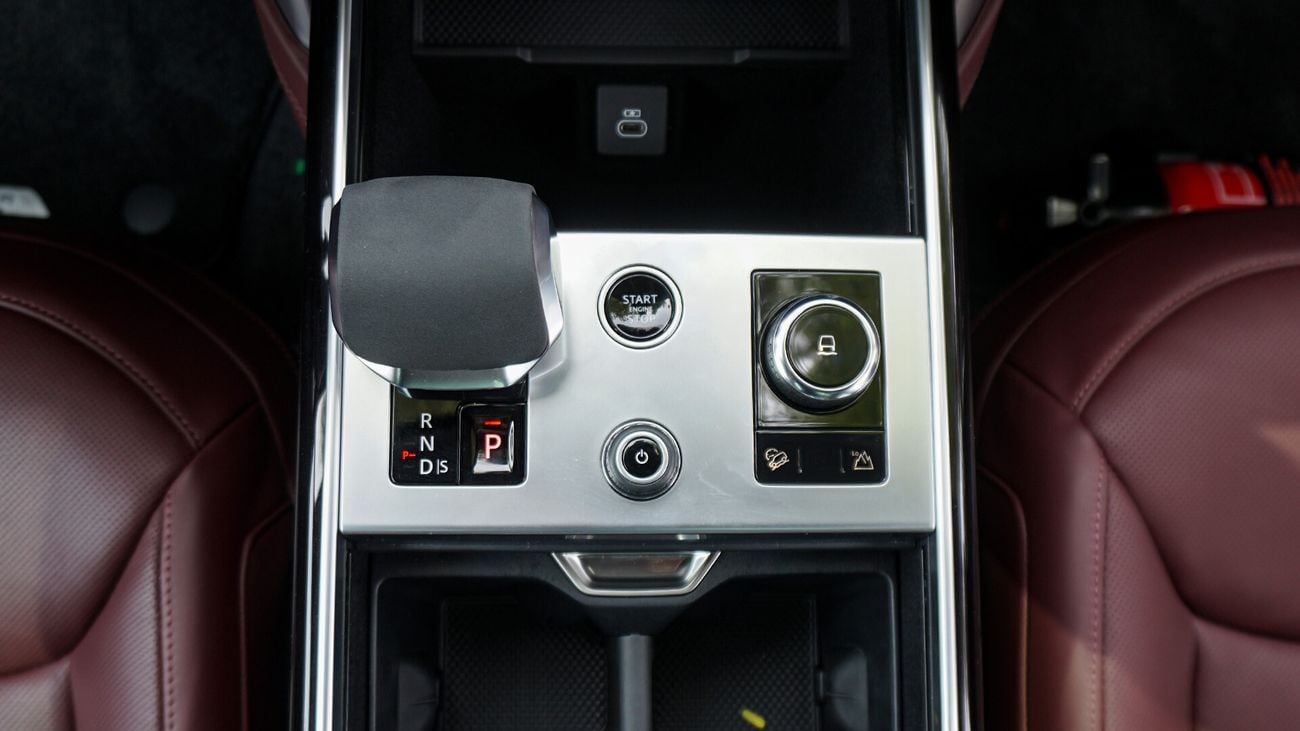 Land Rover Range Rover V8 4.4L, 2023 NEW 0KM